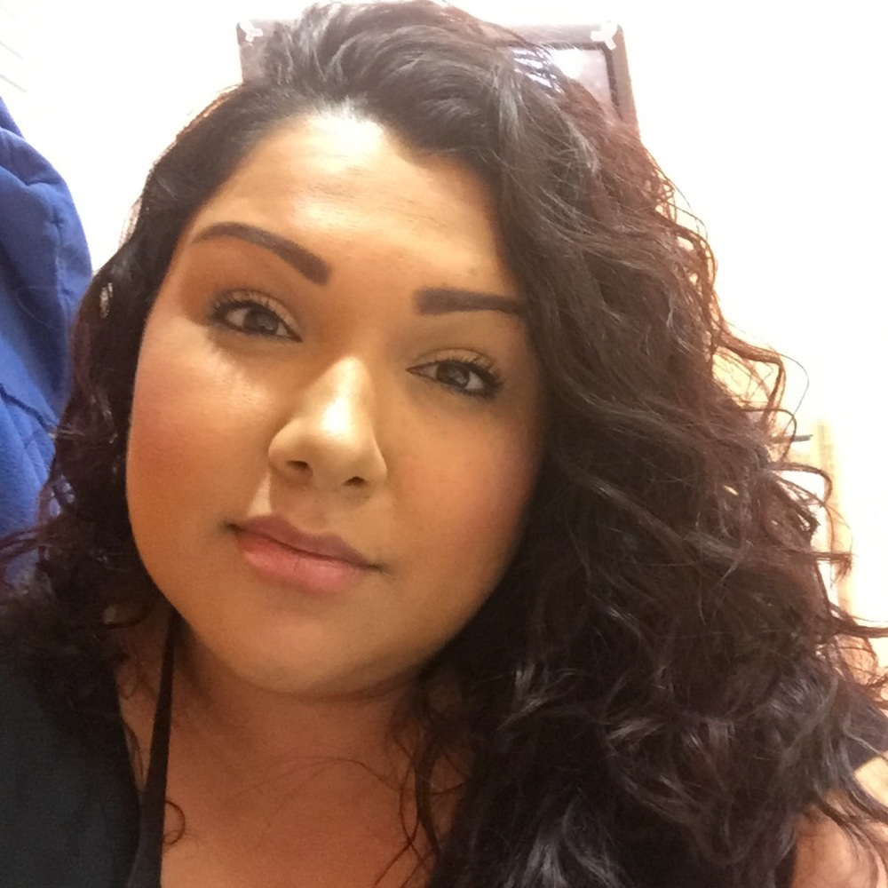 Meet your Posher, Vanessa